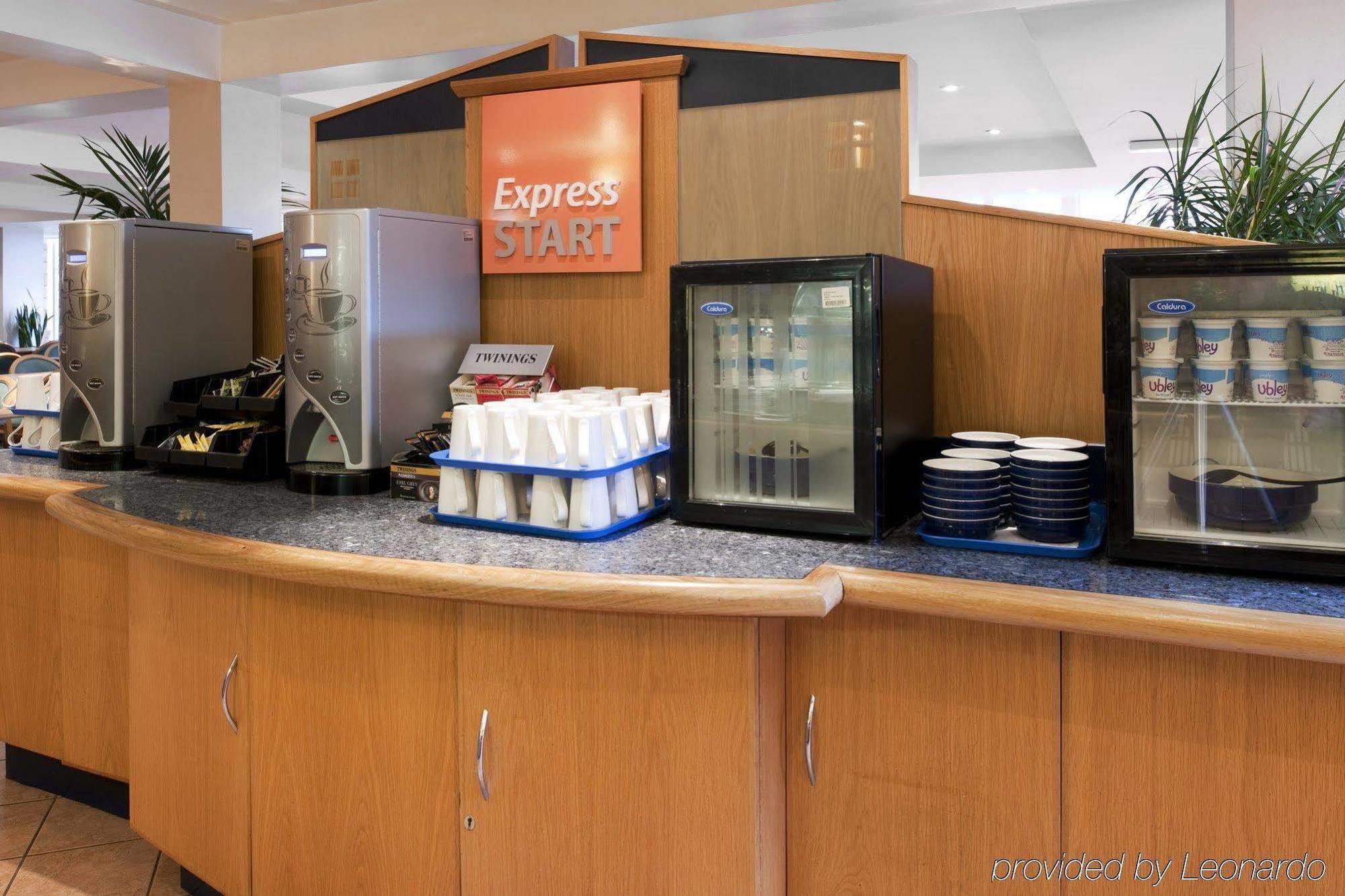 Holiday Inn Express Edinburgh - Leith Waterfront, An Ihg Hotel Екстер'єр фото